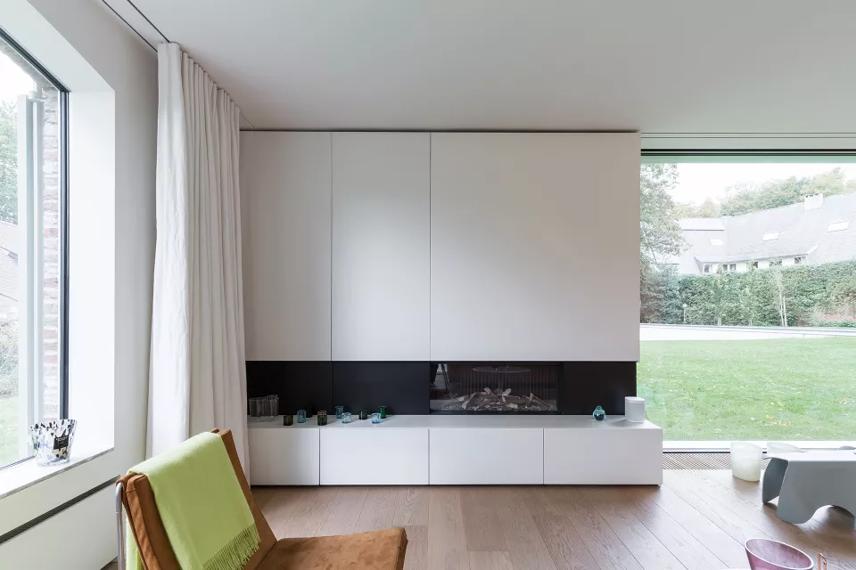 Lrarchitectes rénovation contemporaine habitation brique piscine intérieur cuisine dressing Auderghem Bruxelles