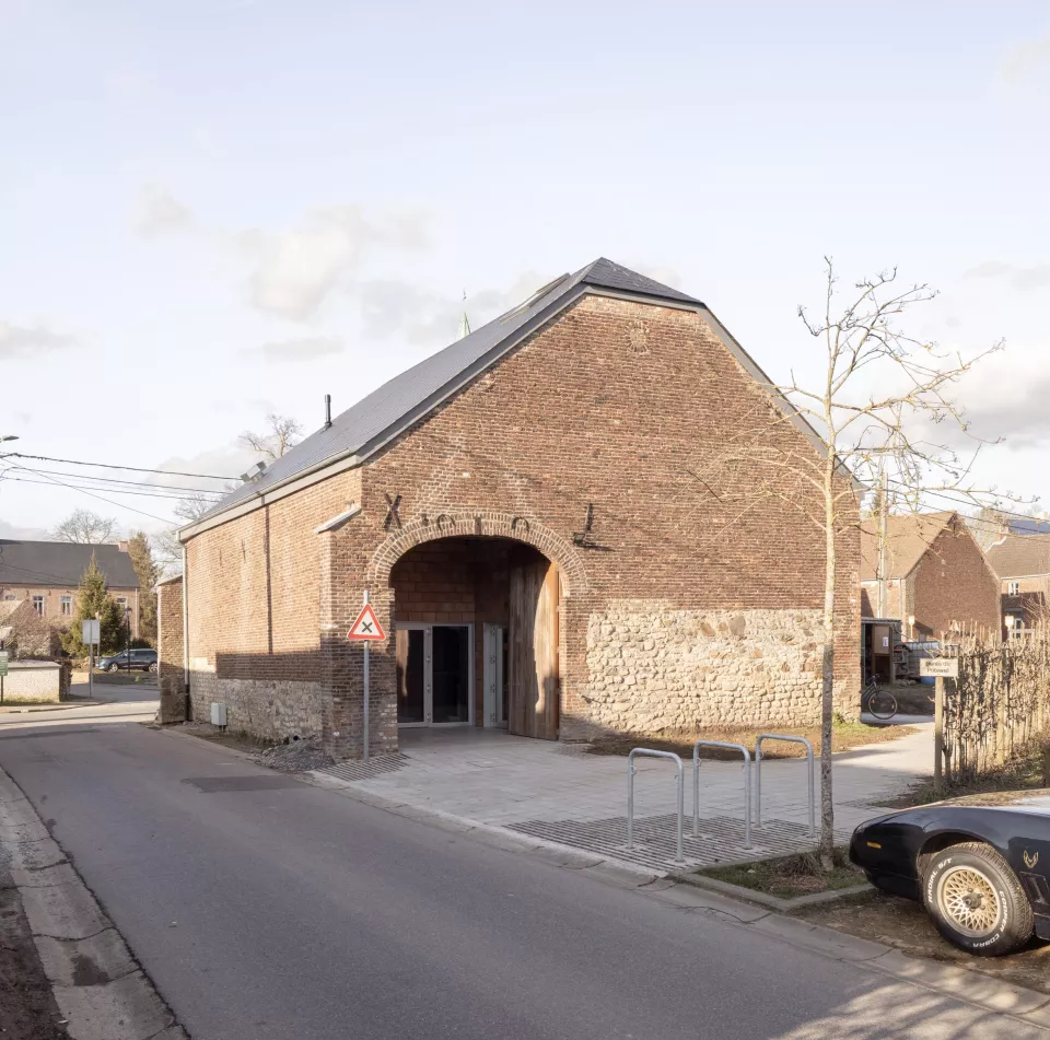 Lrarchitectes transformation grange en salle de village fête Tourinnes walhain