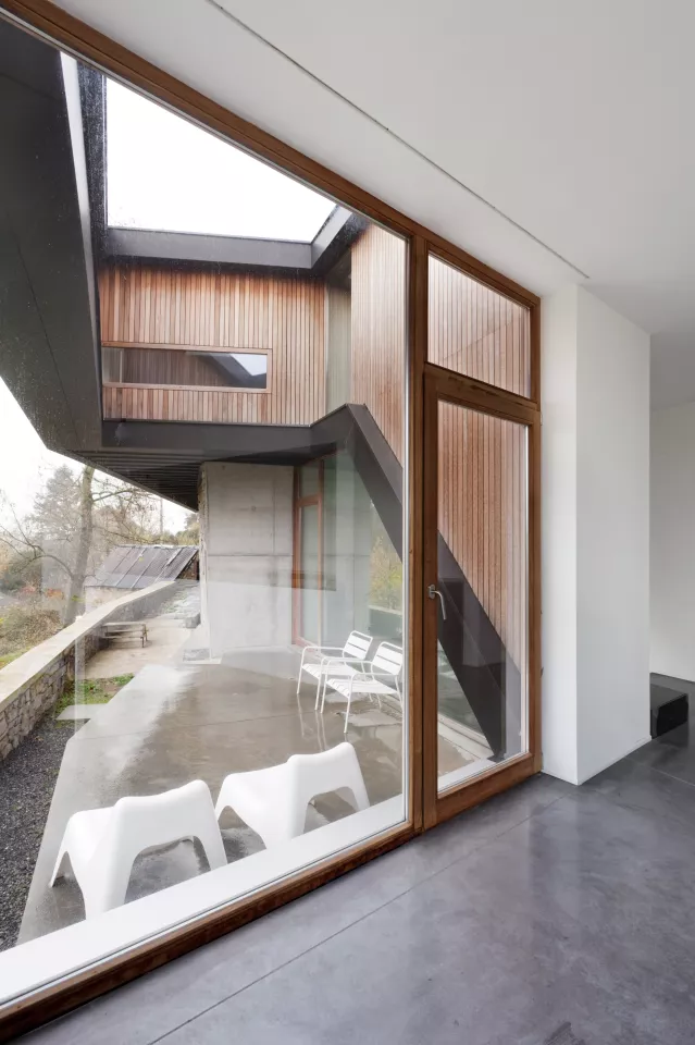  Habitation_contemporaine_zinc_pierre_Hamois